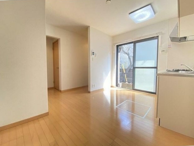 居室・リビング　開放感のあるゆったりとしたお部屋です♪