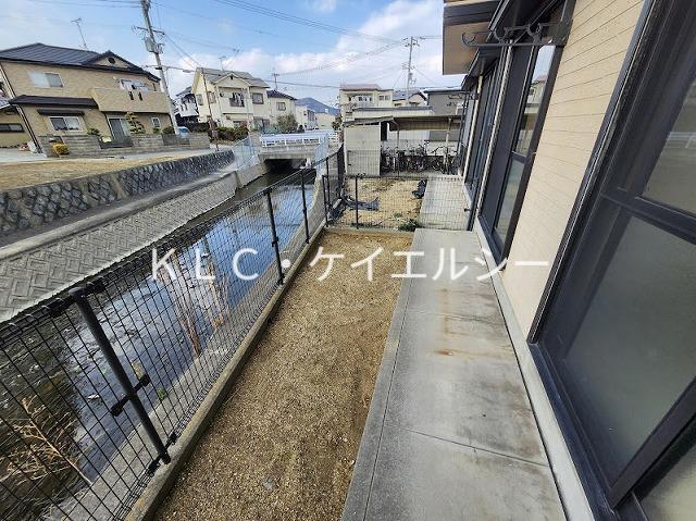 バルコニー　専用庭