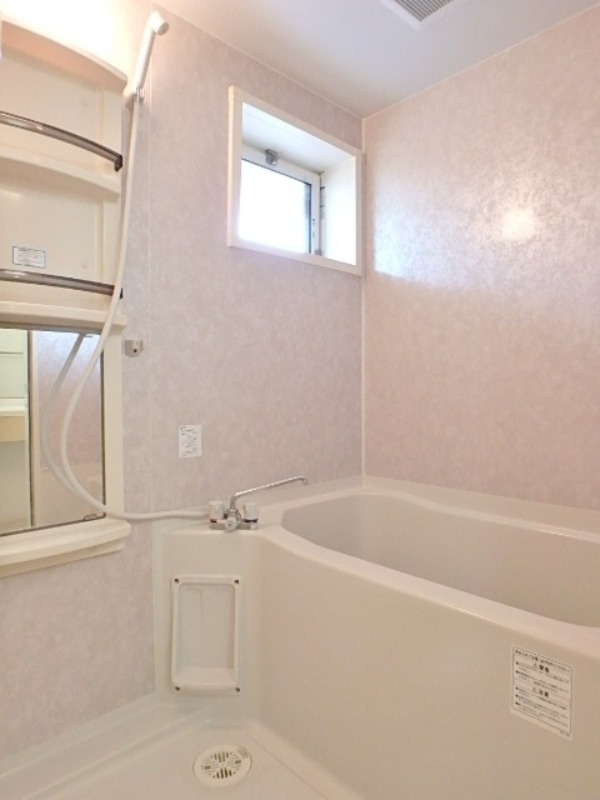 バス・シャワールーム　図面と現状に相違がある場合には現状を優先