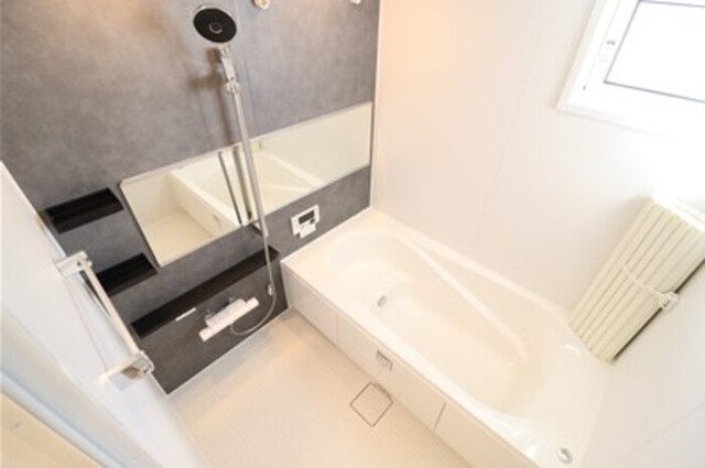 バス・シャワールーム　浴室