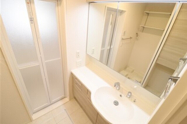 洗面設備　洗髪洗面化粧台