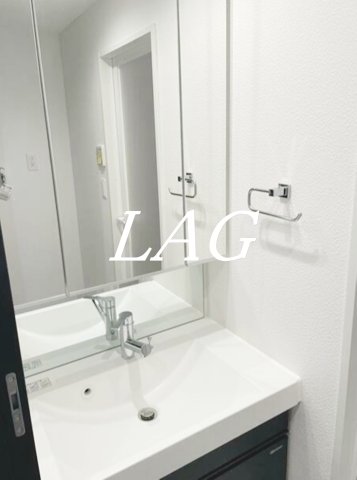 洗面設備　独立洗面台です。