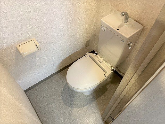 トイレ　参考写真