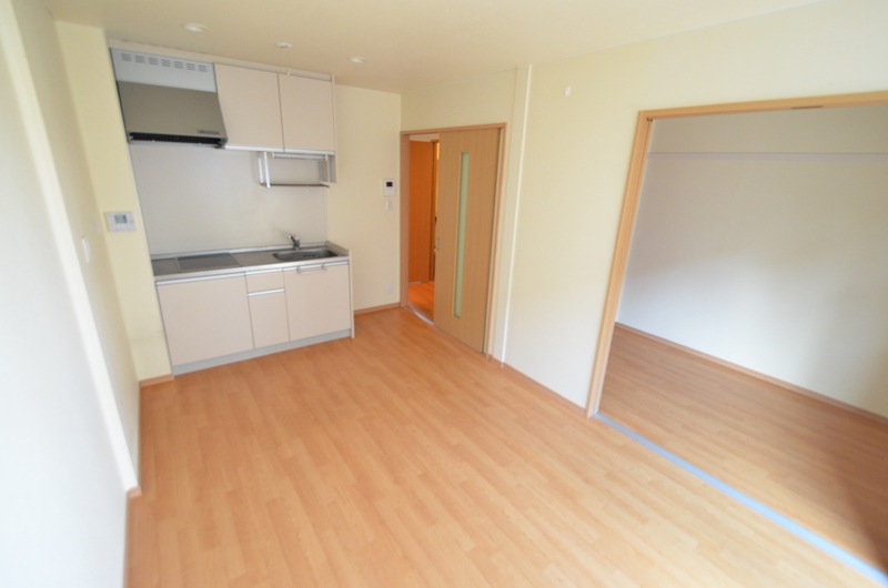 居室・リビング　エアコン付きで初期費用を抑えられます