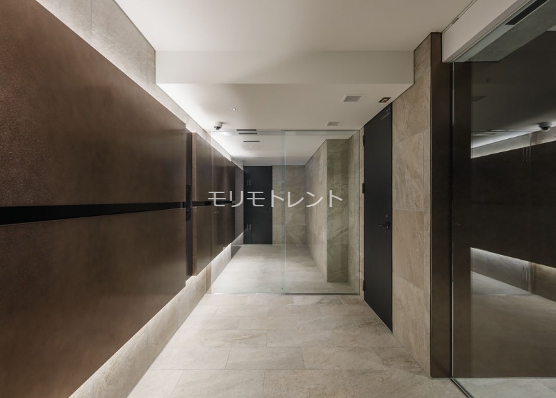 セキュリティ　風除室