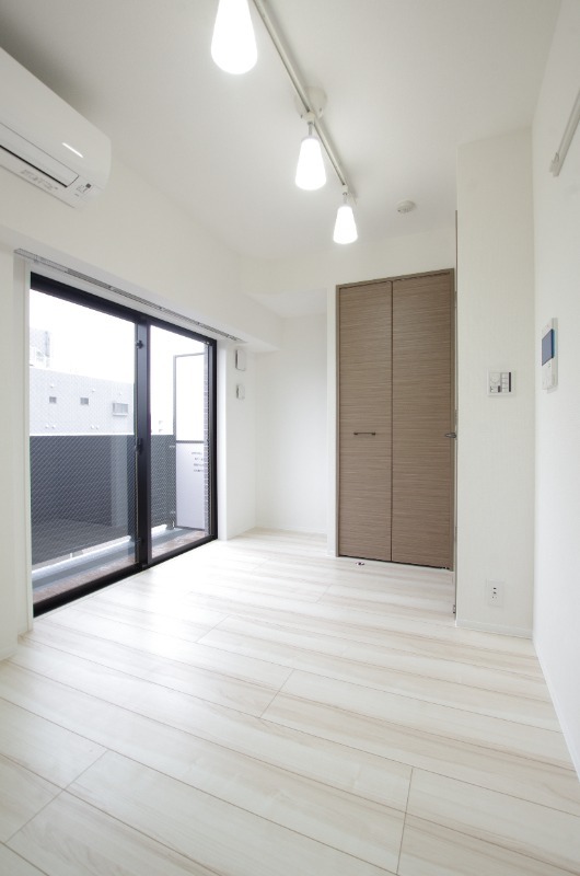 居室・リビング　他号室　同施工参考写真