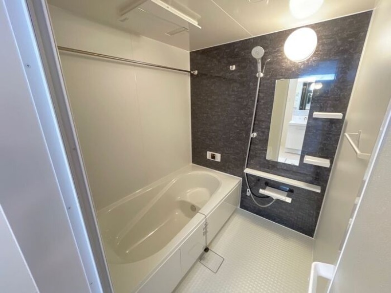 バス・シャワールーム　図面と現状に相違がある場合には現状を優先