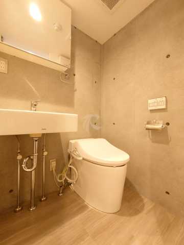 トイレ　ＥＤＩＴ　ｅｂｉｓｕ