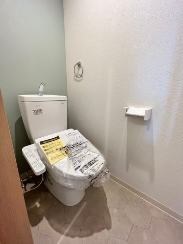 トイレ　同施工業者、別物件、類似間取りのイメージ写真です