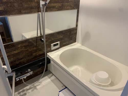 バス・シャワールーム　浴室