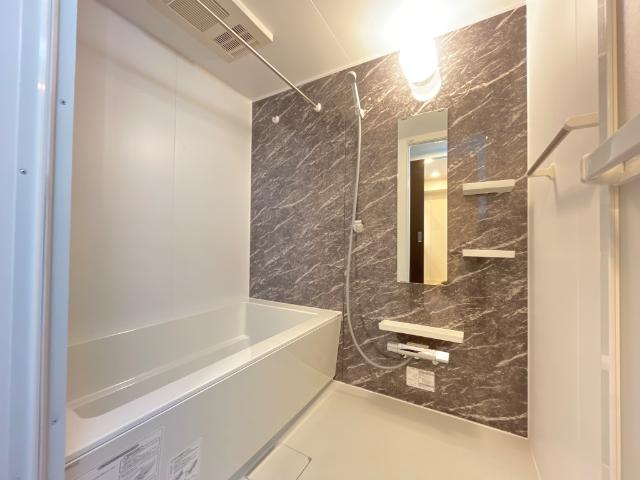 バス・シャワールーム　バス