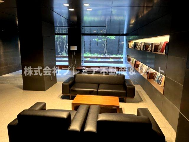 ロビー　ゆとりのあるロビーです