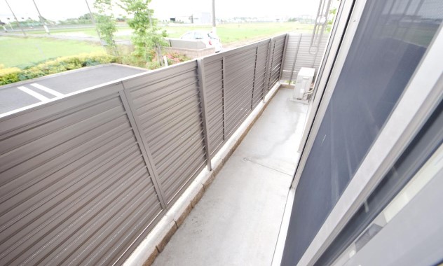 バルコニー　※写真は反転タイプ