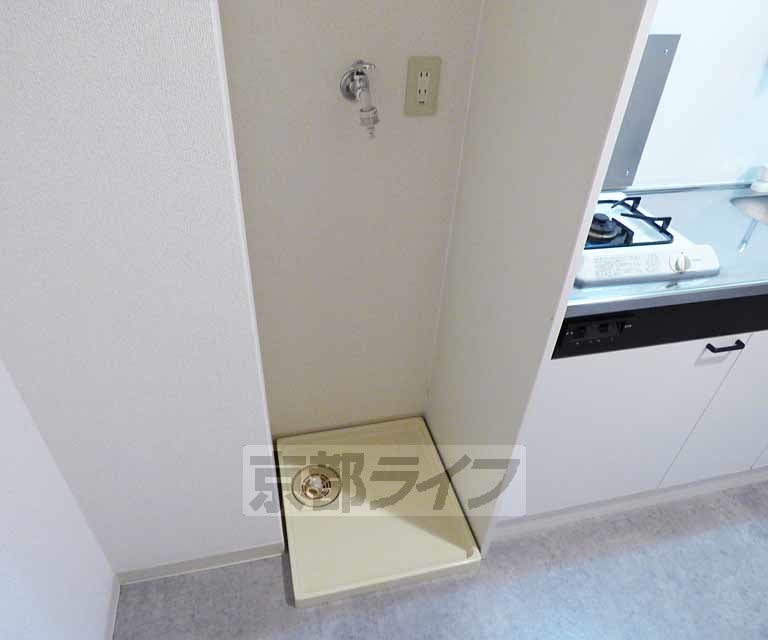 その他設備　室内に洗濯機置けます。