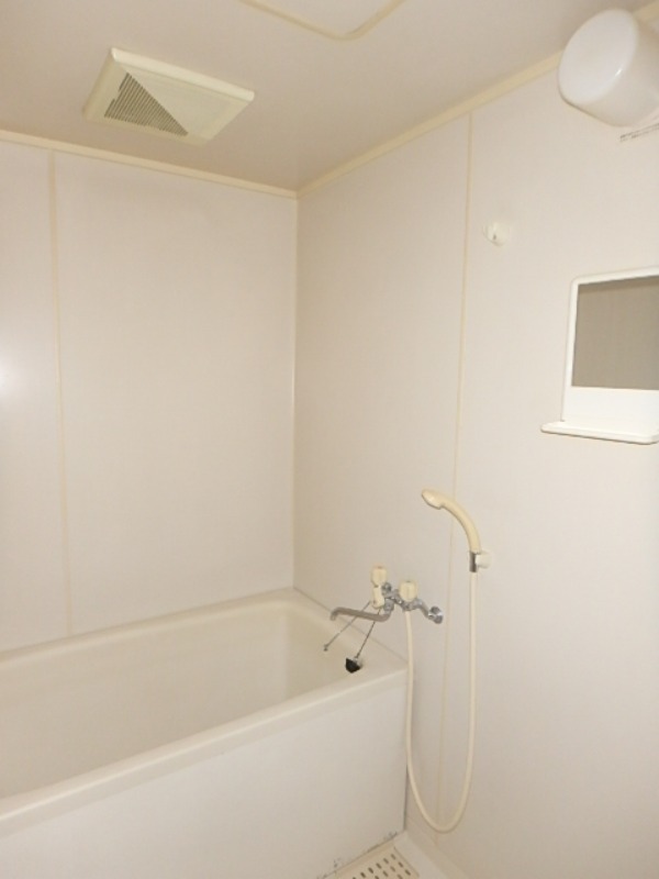 バス・シャワールーム　図面と現状に相違がある場合には現状を優先