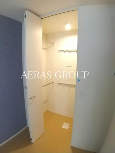 収納　ウォークインクローゼット