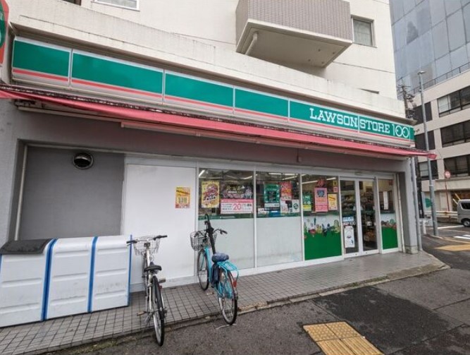 コンビニ　ローソンストア100 LS泉飯田町店（コンビニ）まで75m