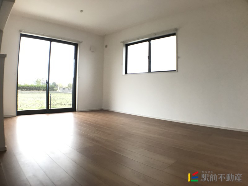 居室・リビング　リビング