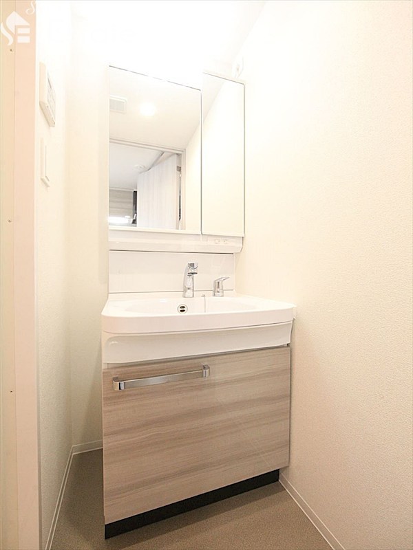 洗面設備　同仕様写真