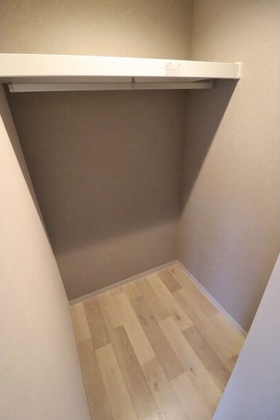 収納　衣類の収納に便利なクローゼットが付いています！