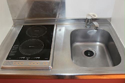 キッチン　2口電気コンロ