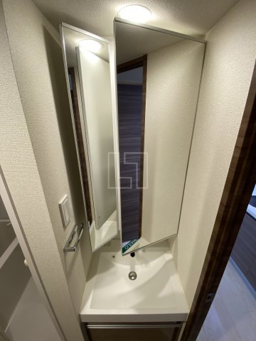 洗面設備　ルーエ本町　独立洗面台