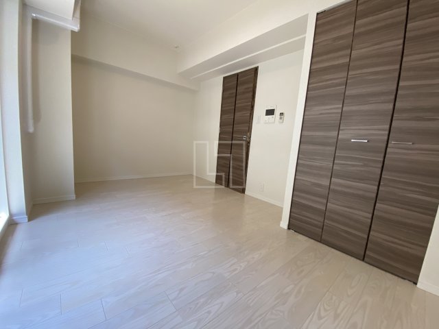 居室・リビング　ルーエ本町　洋室