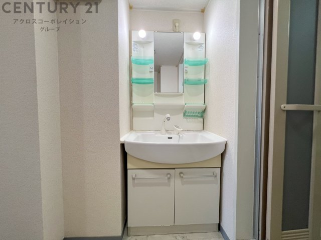 洗面設備　独立洗面化粧台付きでおすすめです！