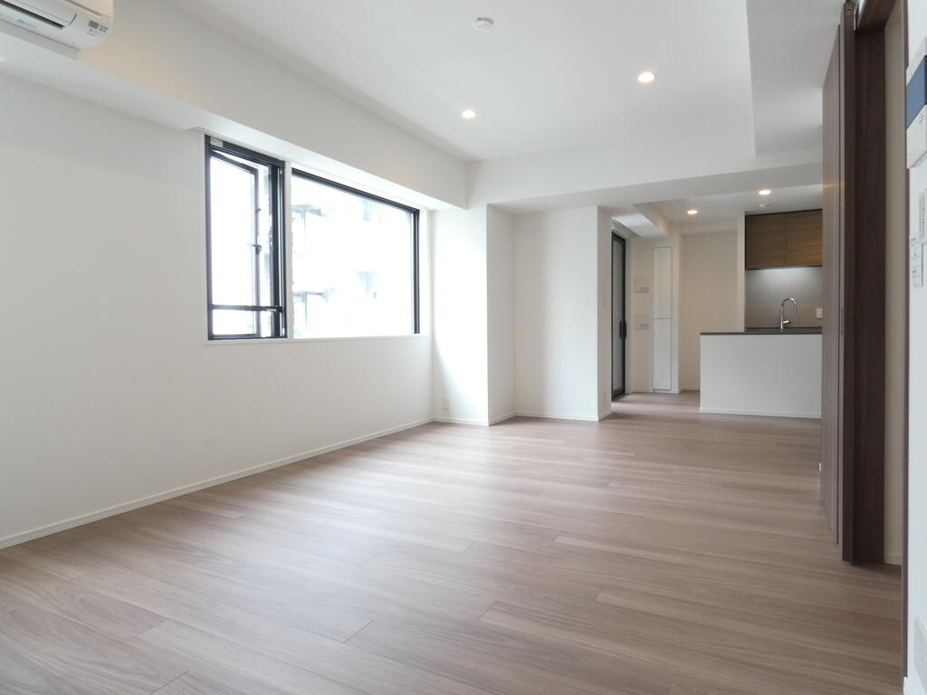 居室・リビング　内観1※別部屋参考写真