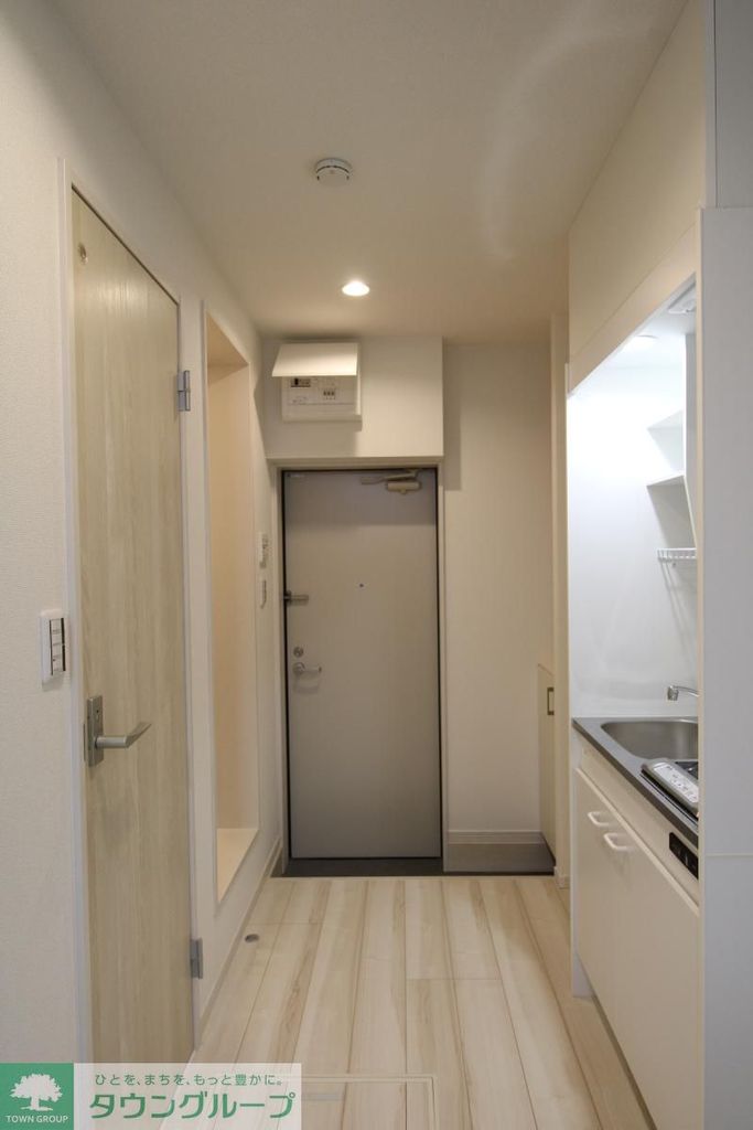 玄関　キッチンスペース