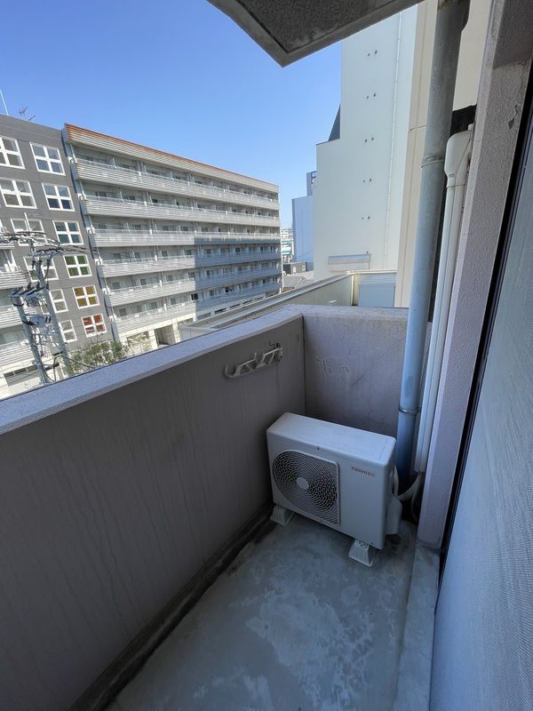 バルコニー　同物件別室写真