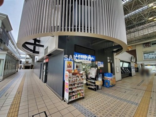 コンビニ　ローソン ＬＡＷＳＯＮ＋ｔｏｋｓたまプラーザテラス店（コンビニ）まで231m
