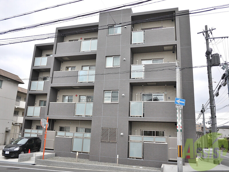 建物外観　吹田市垂水町【リッシュ　テーレ】