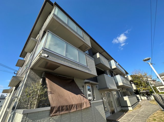 建物外観　詳細は、RISUMO江坂本店までお問合せください♪