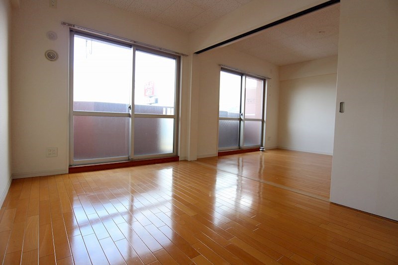 居室・リビング　・別号室参考写真