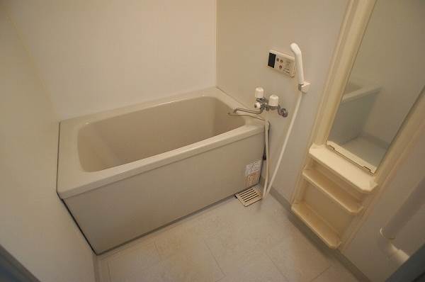 バス・シャワールーム　別号室