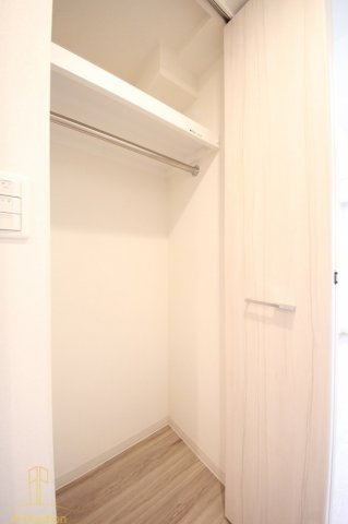 収納　プレサンス扇町駅前