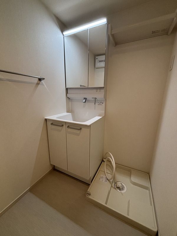 洗面設備　同メーカー施工イメージ