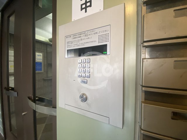 セキュリティ　ライフ北梅田　オートロック