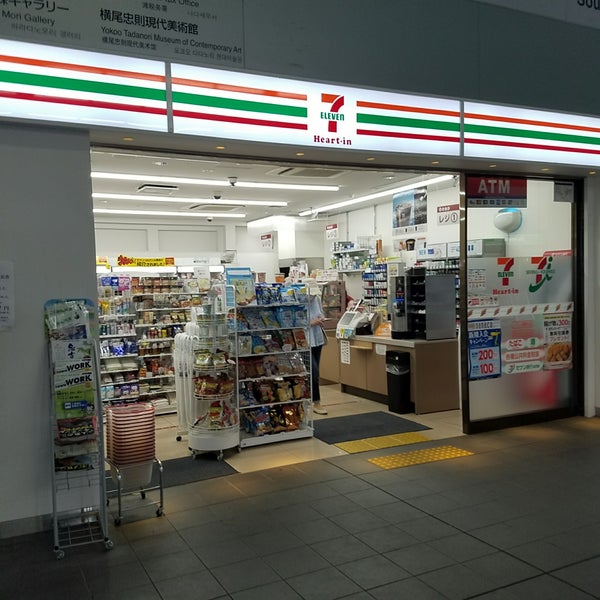 コンビニ　セブンイレブンハートインJR灘駅改札口店（コンビニ）まで107m