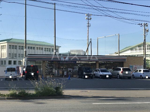 コンビニ　セブンイレブン 福岡高校前店（コンビニ）まで644m