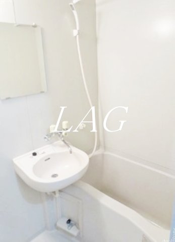 バス・シャワールーム　お風呂です。