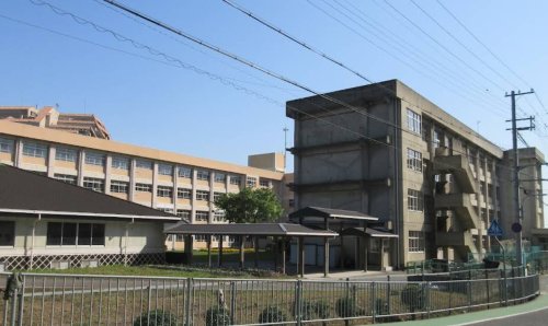 中学校　明石市立朝霧中学校（中学校）まで1397m