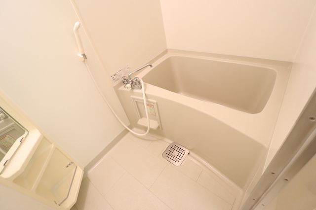 バス・シャワールーム　浴室