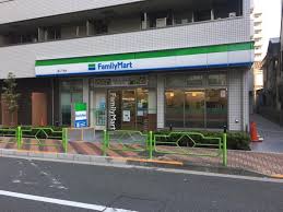 コンビニ　ファミリーマート佃二丁目店（コンビニ）まで243m