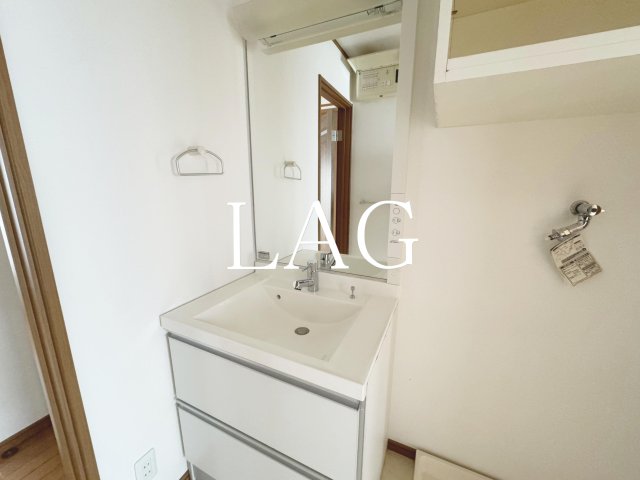 洗面設備　洗面台です。