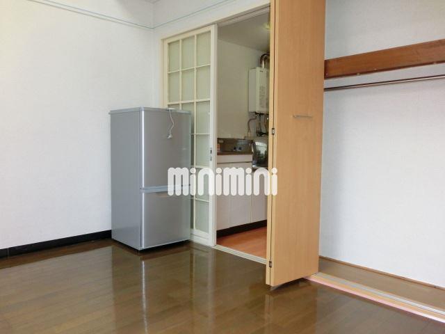 トイレ　ウォシュレット付きです。