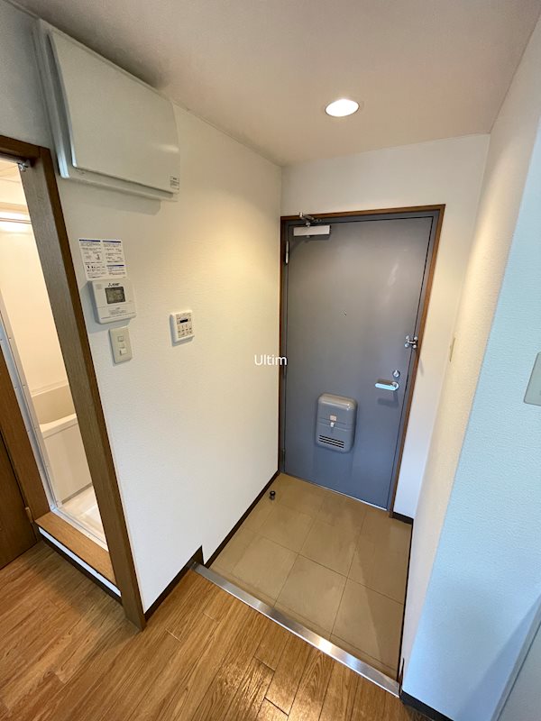 玄関　※別のお部屋のお写真です。御参考までに。