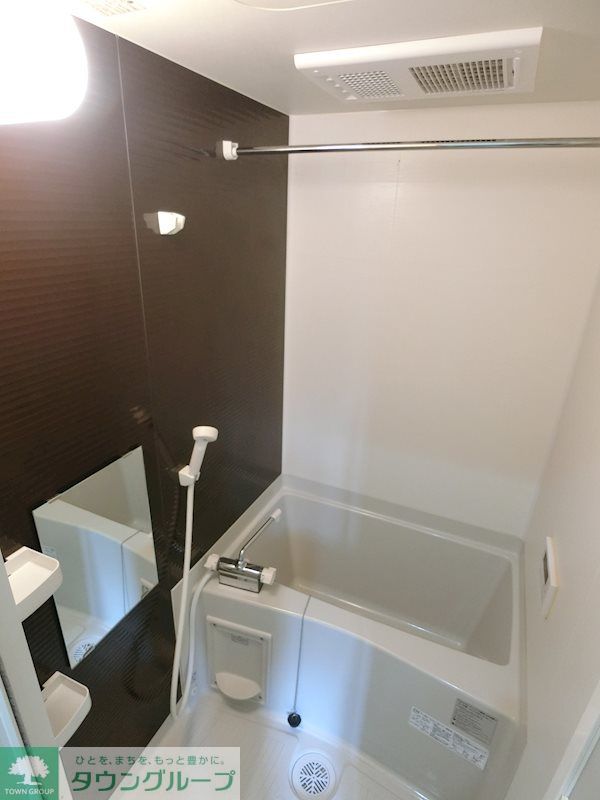 バス・シャワールーム　追い焚きや浴室暖房換気乾燥機つき！一日の終わりには快適なバ…