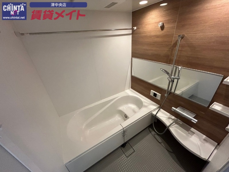 バス・シャワールーム　同物件別室画像